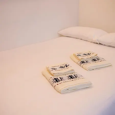 Um81 - Downtown Триест