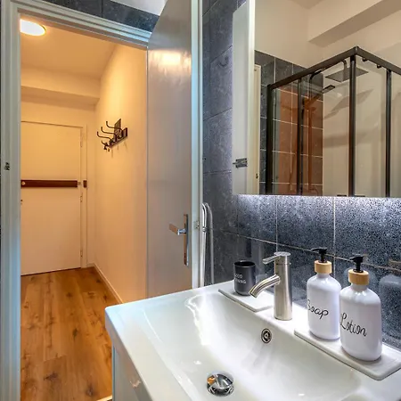 Apartament Um81 - Downtown Triest