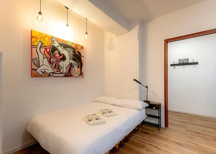 Um81 - Downtown Apartment Trieste